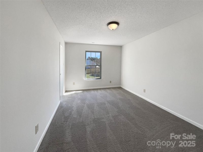 1326 Dunmore Ct, Clover, SC 29710