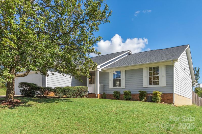 7121 Lanark Ct, Charlotte, NC 28217