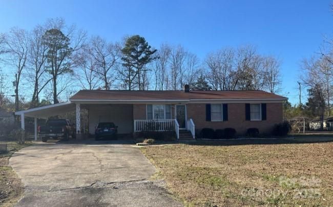 2458 Morningside Dr, Lancaster, SC 29720