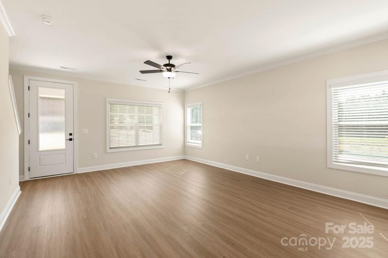 159 Wembury Ln, Troutman, NC 28166