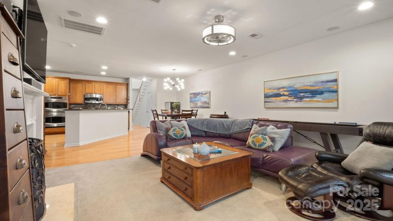 8534 Loxton Cir, Charlotte, NC 28214
