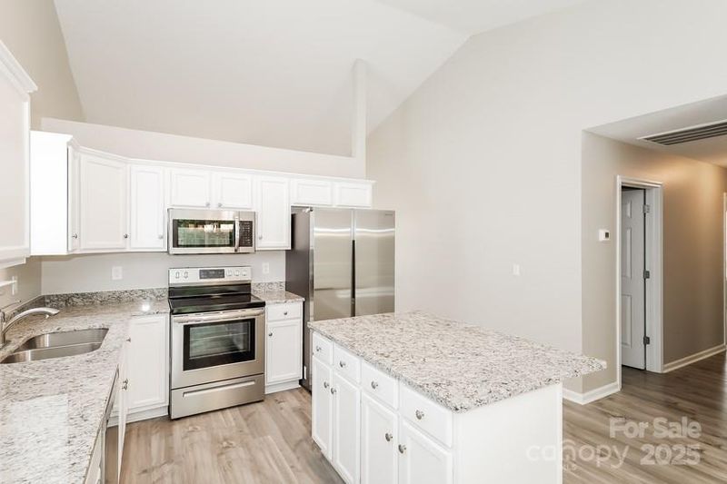 221 Chicago Ln, York, SC 29745