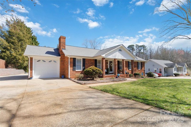 1558 Pine Creek Rd, Gastonia, NC 28056