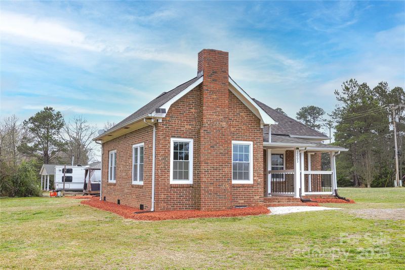 2005 Douglas Rd, Lancaster, SC 29720