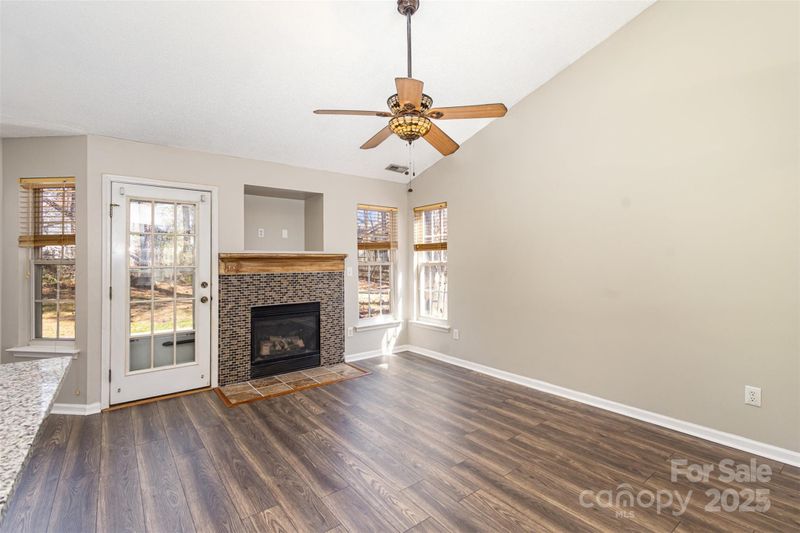 12810 English Walnut Ln, Charlotte, NC 28215