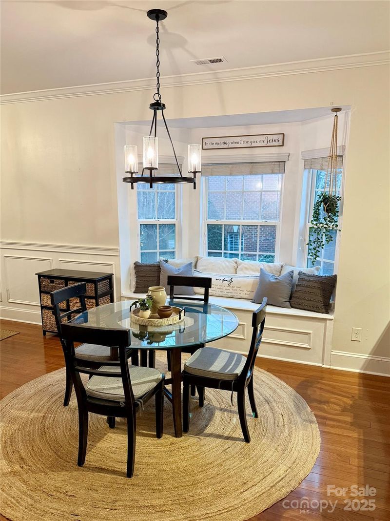 645 Beaty St, Davidson, NC 28036