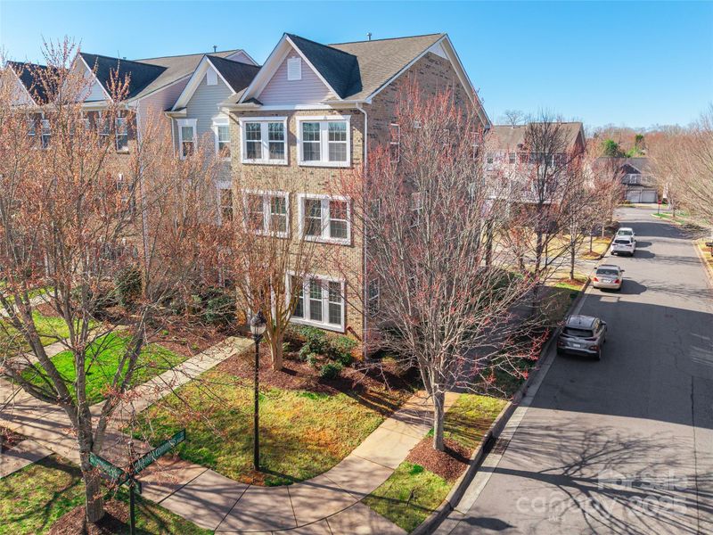7147 Brighton Park Dr, Mint Hill, NC 28227