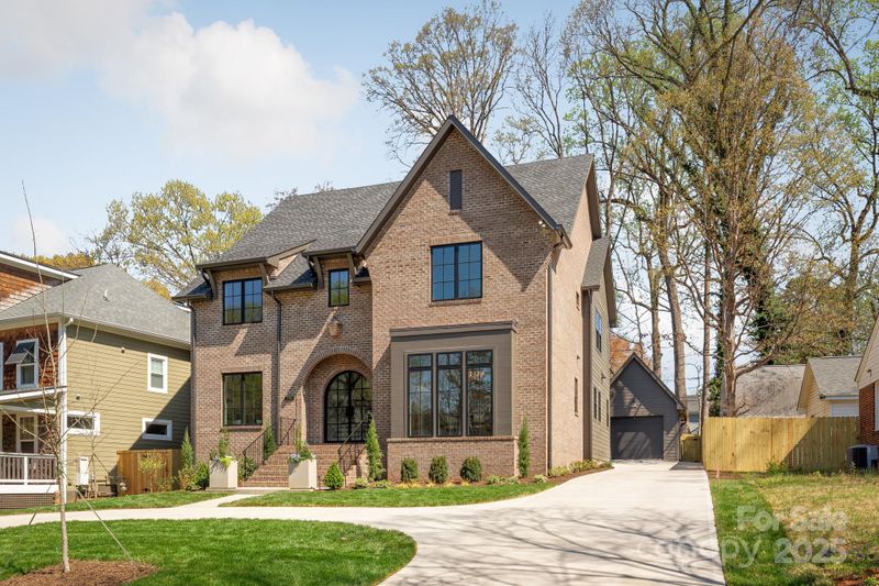 2321 Kingsbury Dr, Charlotte, NC 28205