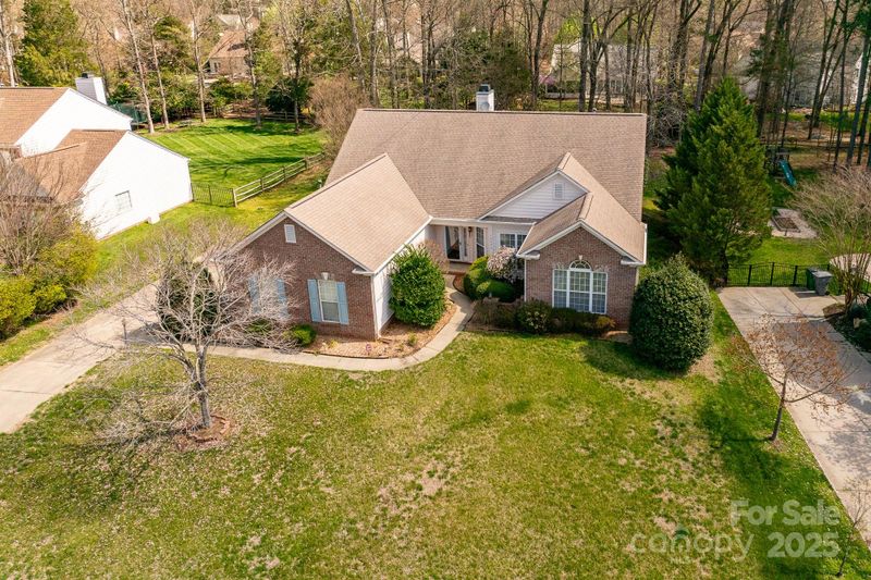 10829 Carmody Ct, Charlotte, NC 28277