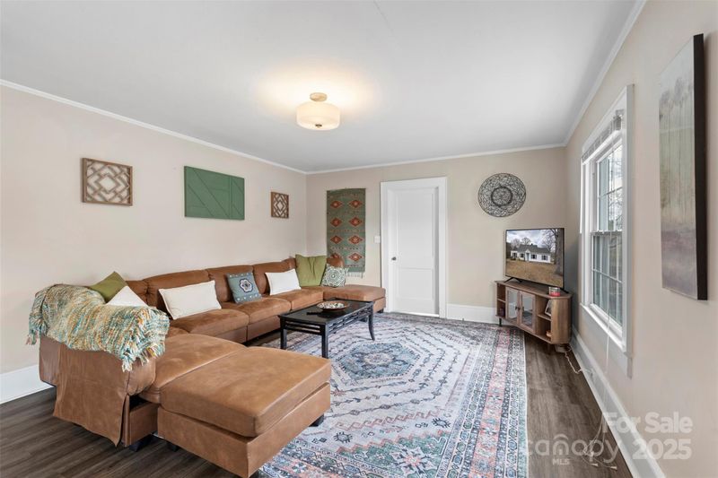 609 Eddleman Rd, Kannapolis, NC 28083