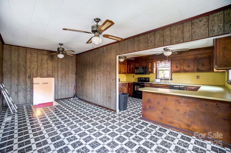 455 Pinhook Loop Rd, Gastonia, NC 28056