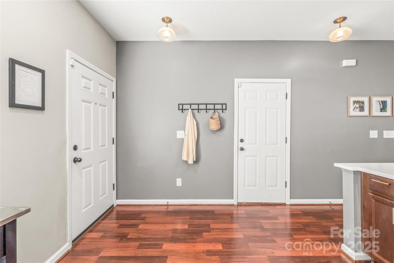 114 Clydesdale Ct, Matthews, NC 28104