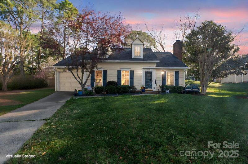 7327 Carrbridge Ln, Charlotte, NC 28226