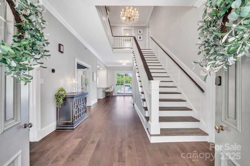 8150 Malibu Pointe Ln, Denver, NC 28037
