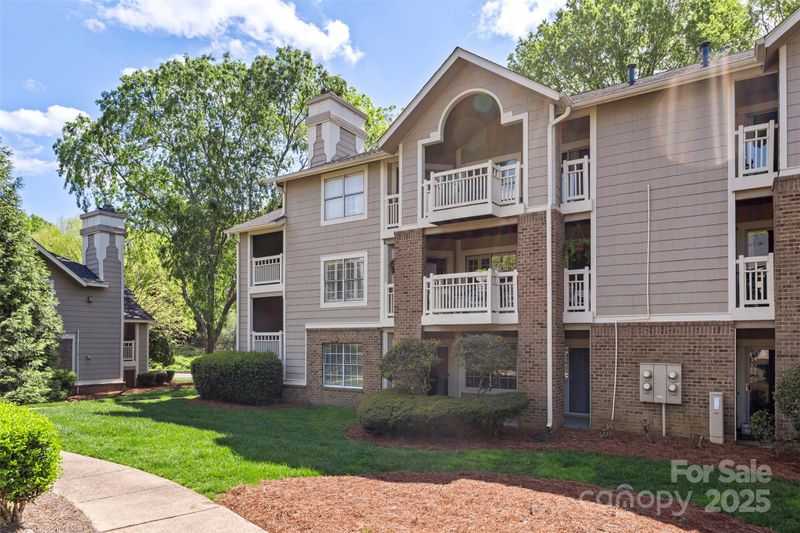 5001 Sharon Rd #H, Charlotte, NC 28210