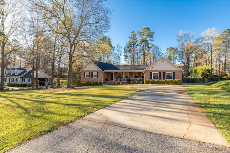 363 Arrowood Ave, Lancaster, SC 29720
