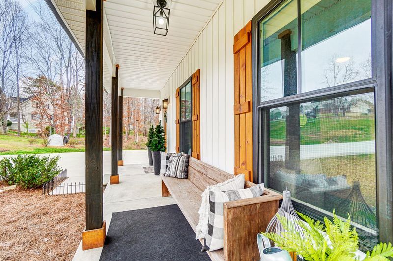 693 Luther Dr, Iron Station, NC 28080