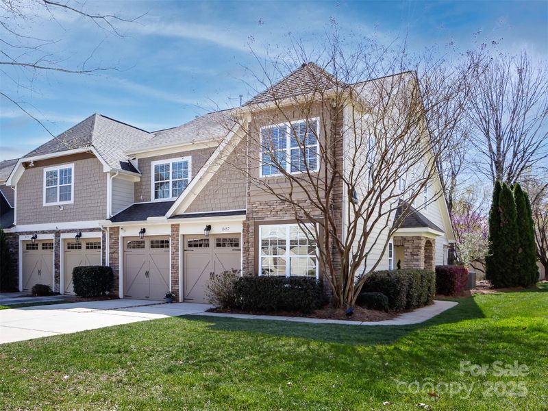 8457 Loxton Cir, Charlotte, NC 28214