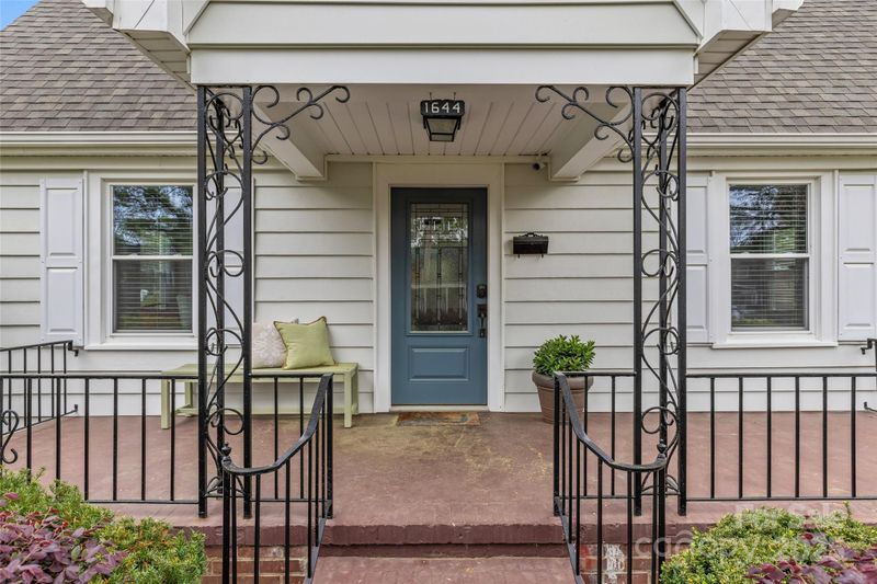 1644 Morningside Dr, Charlotte, NC 28205