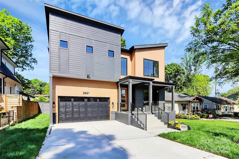 2421 Barry St, Charlotte, NC 28205