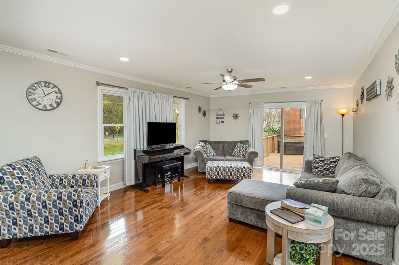 121 Louise Dr, Stanley, NC 28164