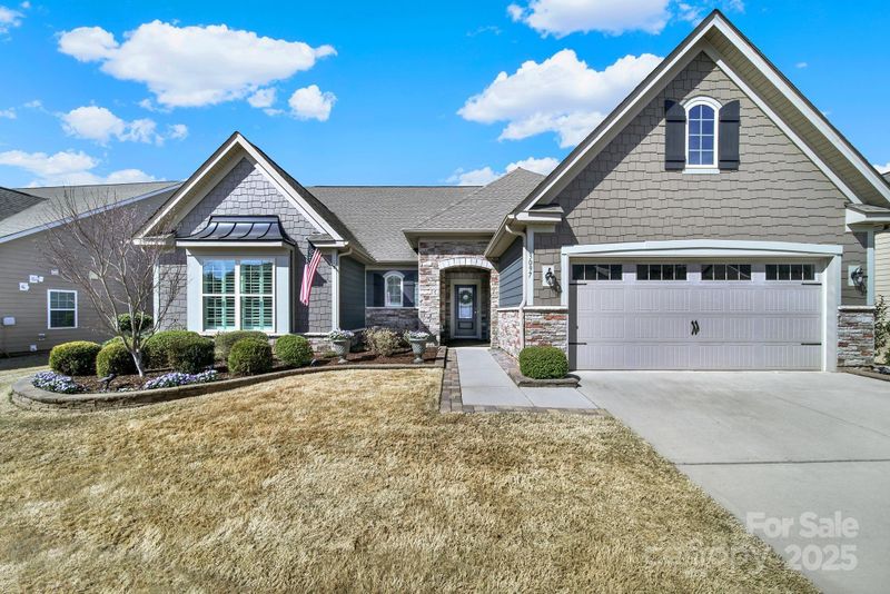 3097 Arches Bluff Cir, Lancaster, SC 29720