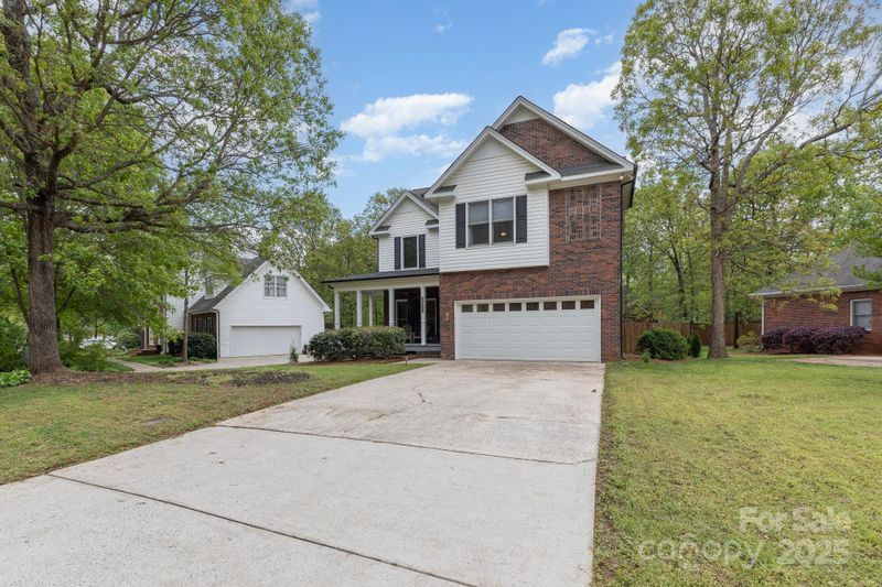 1120 Millwright Ln, Matthews, NC 28104