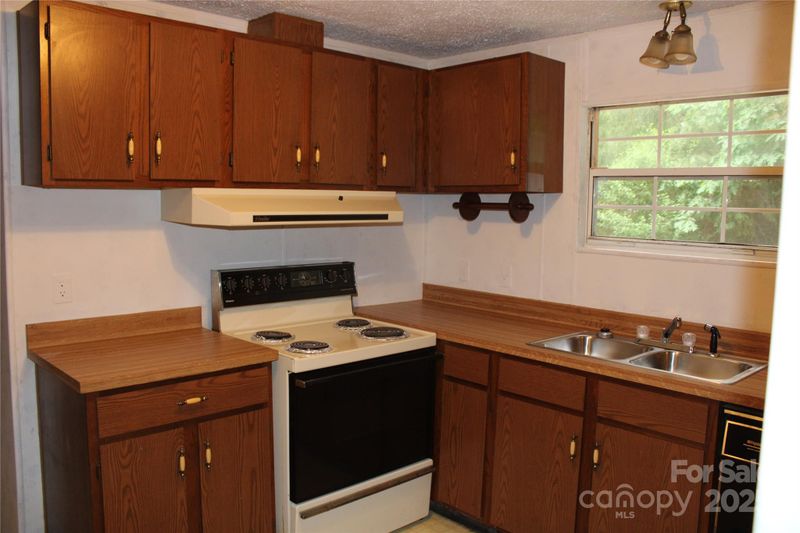 7597 Webbs Rd, Denver, NC 28037