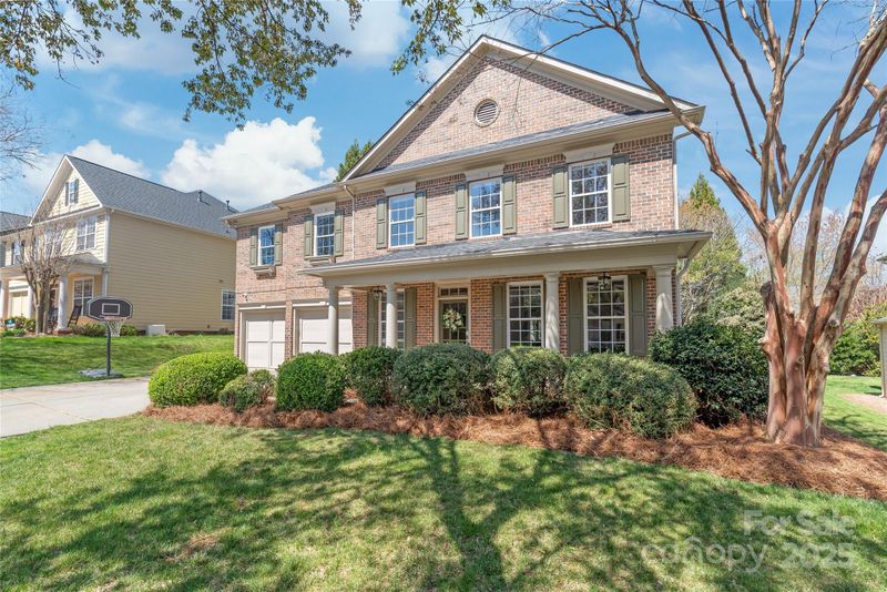 1025 Elsmore Dr, Matthews, NC 28104