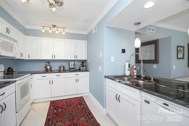 10963 Harrowfield Rd, Charlotte, NC 28226