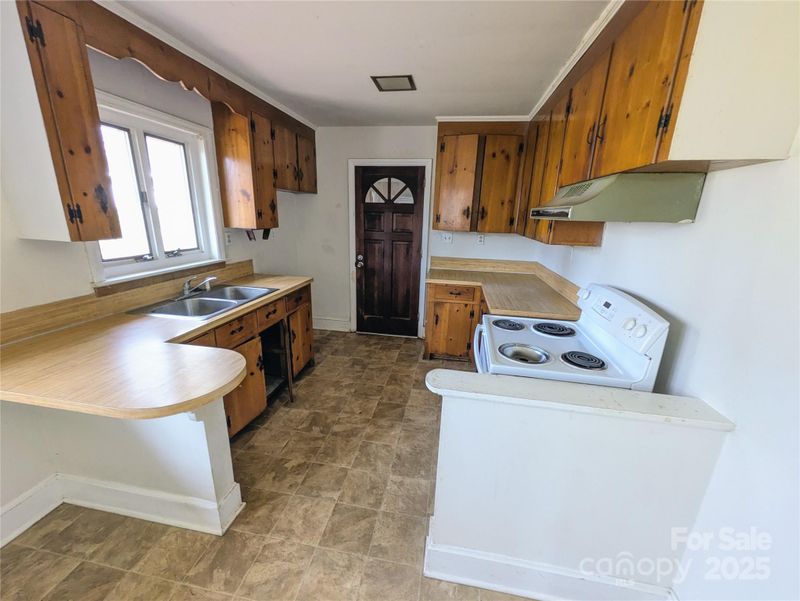 4801 Kipling Dr, Charlotte, NC 28212