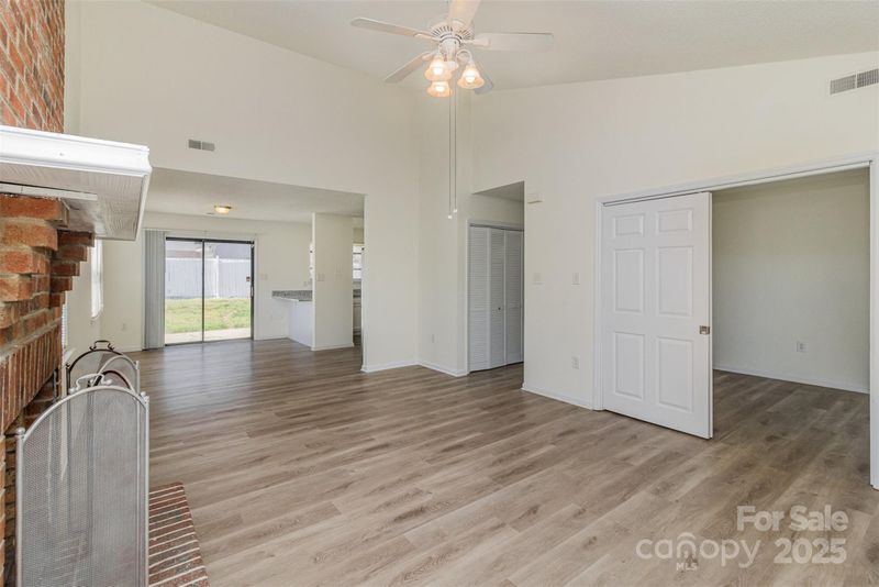 3701 Teaberry Ct, Charlotte, NC 28227