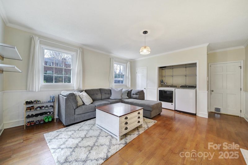 1501 Laurel Ln, Gastonia, NC 28054
