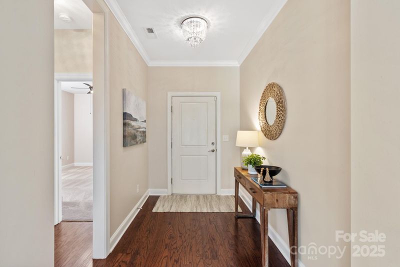 1128 Avalon Pl, Matthews, NC 28104
