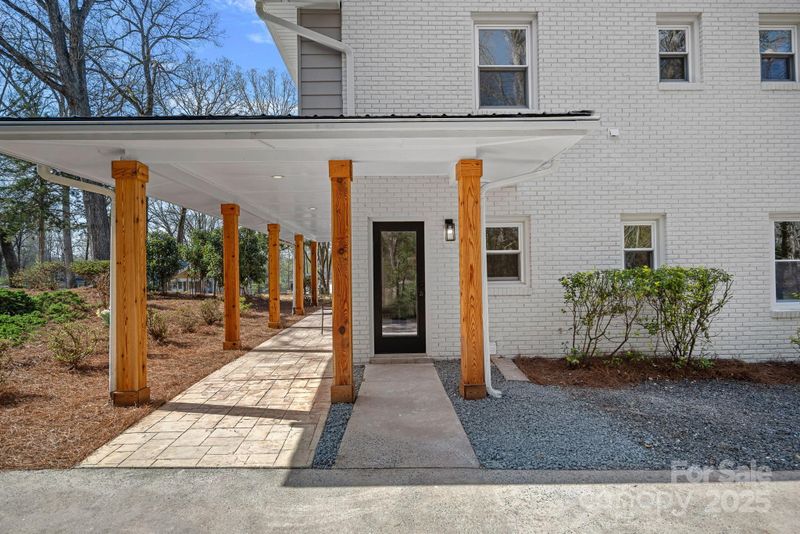 7214 Benita Dr, Charlotte, NC 28212