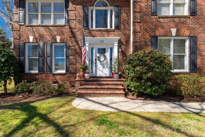 120 Fairwind Ct, Fort Mill, SC 29708