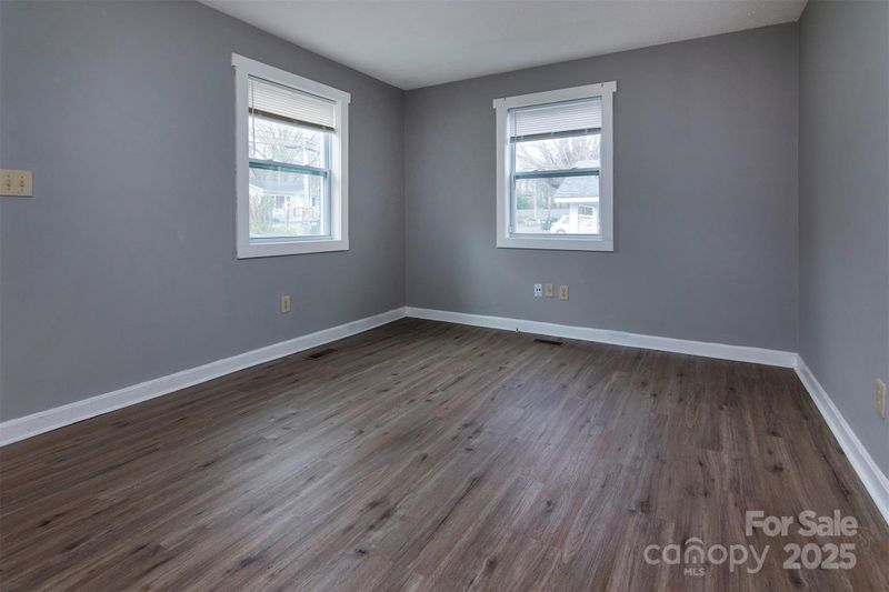 326 Mountain View St, Gastonia, NC 28052