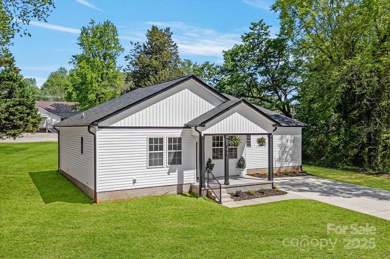 1613 Frederick Ave, Kannapolis, NC 28081