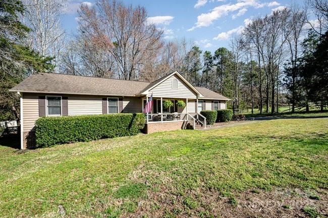 194 Timberland Loop, Mooresville, NC 28115