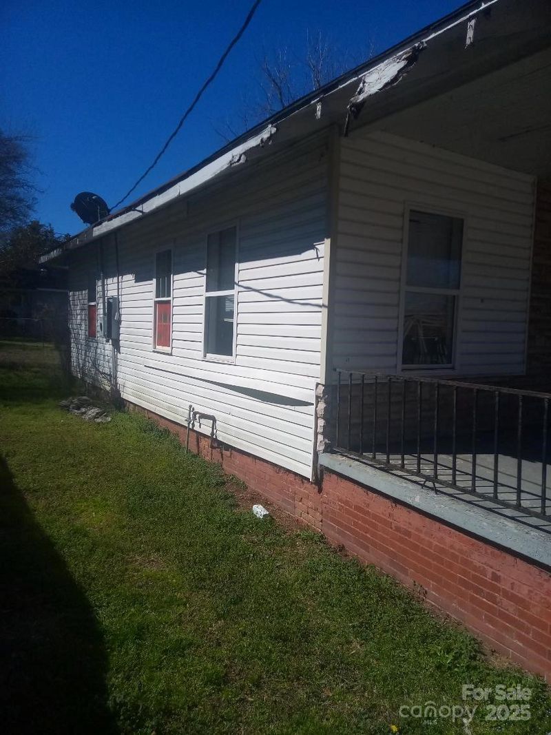 544 3rd St, Chester, SC 29706