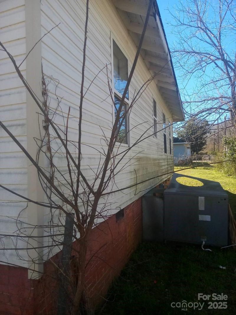 544 3rd St, Chester, SC 29706