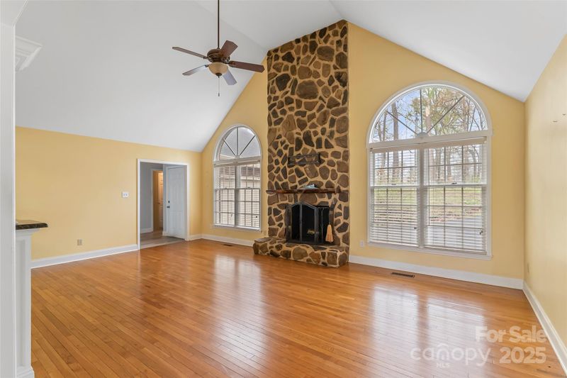 3772 Sandy Ford Rd, Hickory, NC 28602