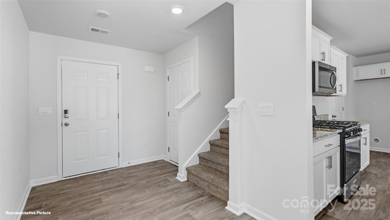 1407 5th Street Dr NE, Hickory, NC 28601