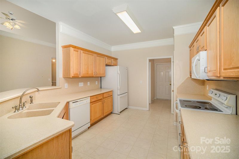 1730 Sanridge Wind Ln, Charlotte, NC 28262
