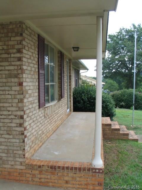 605 Windwood Dr, Gastonia, NC 28056