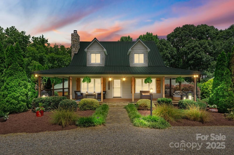 1363 John Cline Ct, Lincolnton, NC 28092