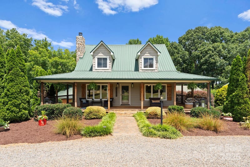 1363 John Cline Ct, Lincolnton, NC 28092