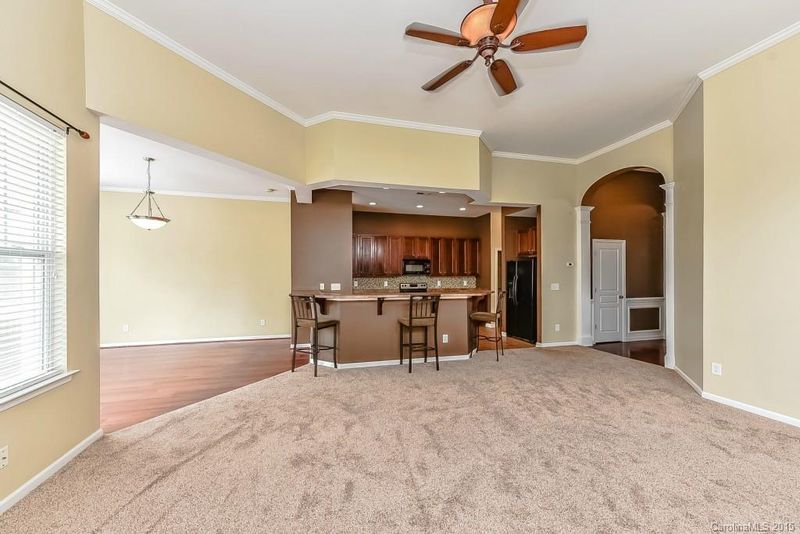 1373 Millbank Dr, Matthews, NC 28104