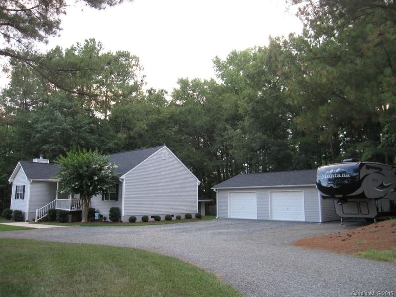 825 Clearview Ct, Concord, NC 28025