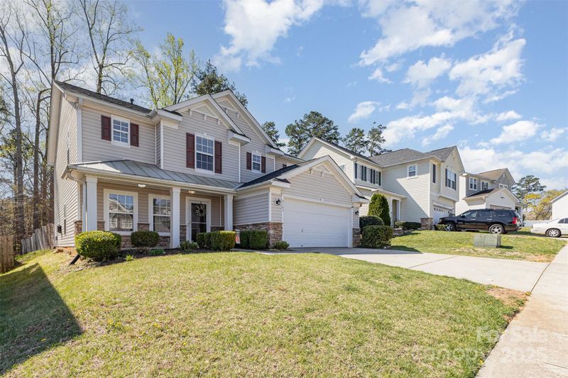 9705 Falling Stream Dr, Charlotte, NC 28214